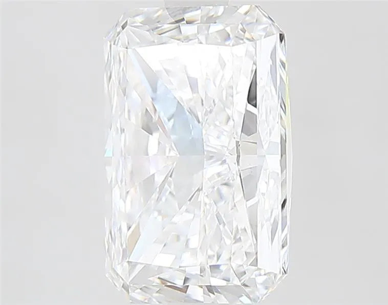 3.00ct Radiant Lab Grown Diamond (Colour D, Clarity VVS2, IGI Certified)