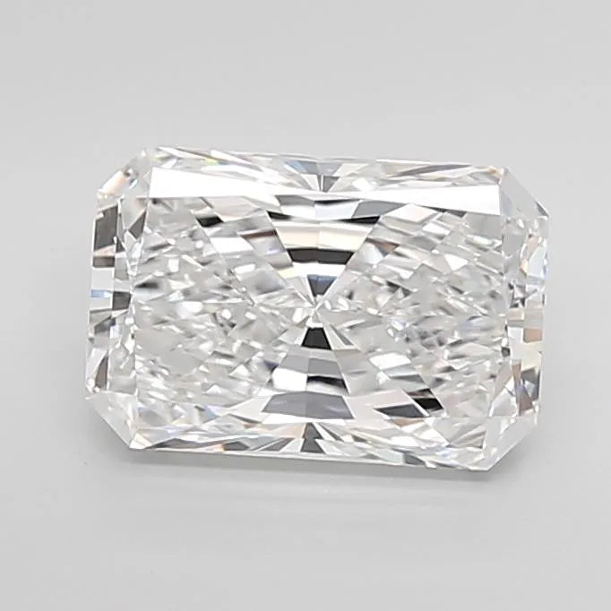 3.00ct Radiant Lab Grown Diamond (Colour D, Clarity VVS2, IGI Certified)