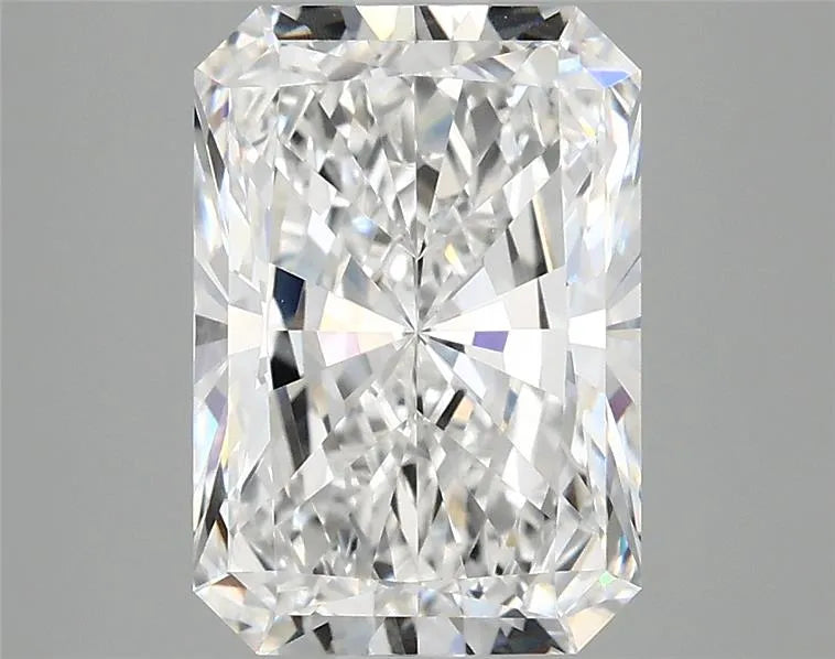 3.00ct Radiant Lab Grown Diamond (Colour D, Clarity VVS2, IGI Certified)