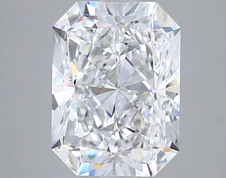 3.00ct Radiant Lab Grown Diamond (Colour D, Clarity VVS2, IGI Certified)