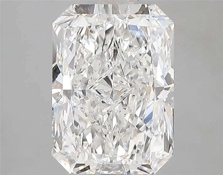 3.00ct Radiant Lab Grown Diamond (Colour E, Clarity VS2, IGI Certified)