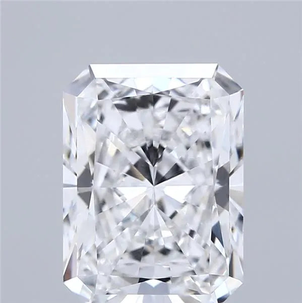 3.00ct Radiant Lab Grown Diamond (Colour E, Clarity VVS1, IGI Certified)