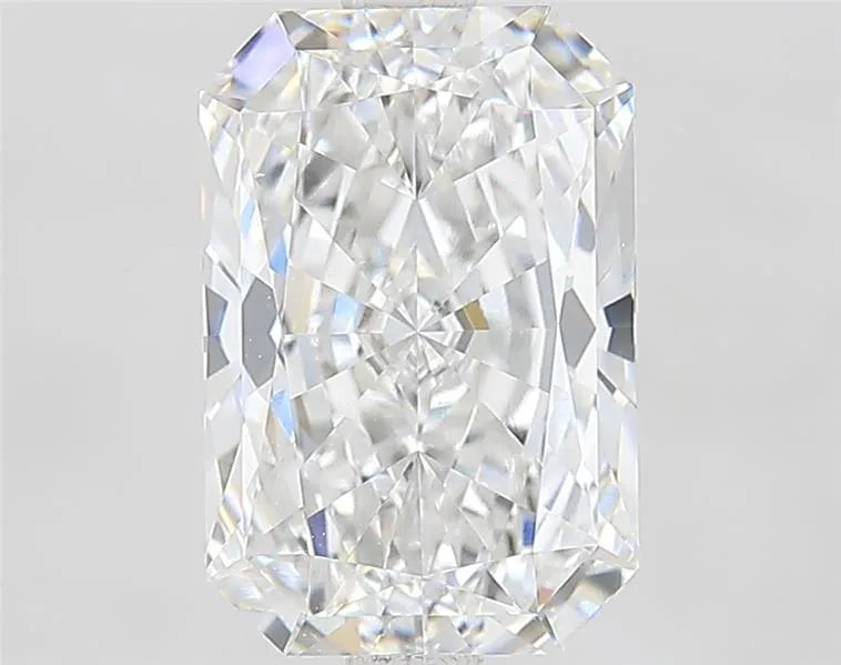 3.00ct Radiant Lab Grown Diamond (Colour E, Clarity VVS2, IGI Certified)
