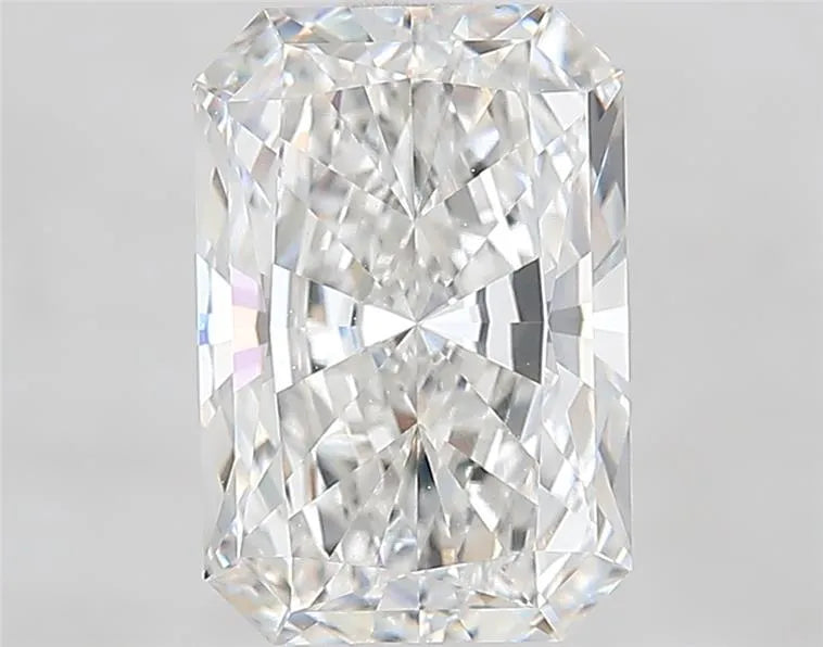 3.00ct Radiant Lab Grown Diamond (Colour F, Clarity VVS2, IGI Certified)
