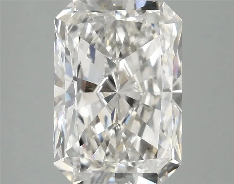 3.00ct Radiant Lab Grown Diamond (Colour G, Clarity VS1, IGI Certified)