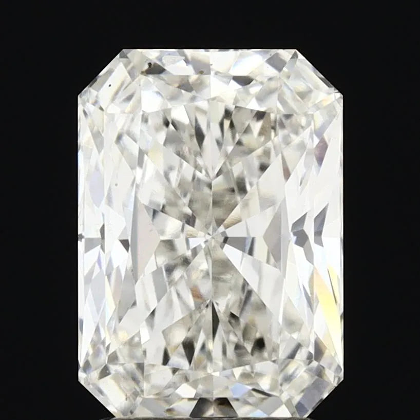3.00ct Radiant Lab Grown Diamond (Colour G, Clarity VVS2, IGI Certified)