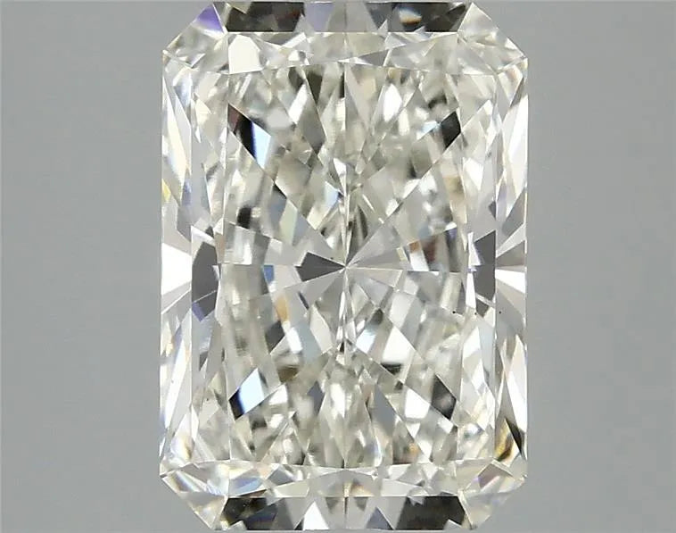 3.00ct Radiant Lab Grown Diamond (Colour I, Clarity VS1, IGI Certified)