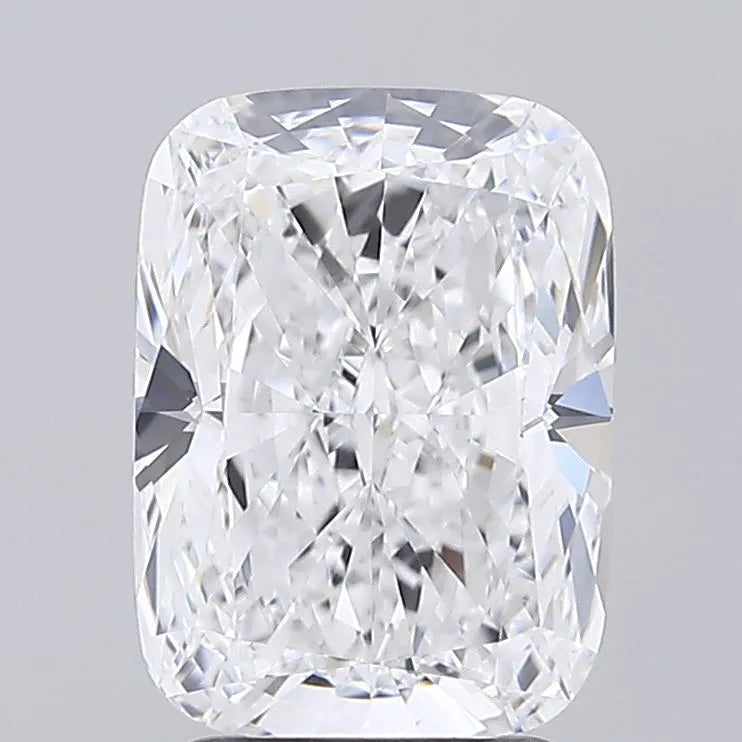 3.01ct Cushion modified Lab Grown Diamond (Colour D, Clarity VVS1, IGI Certified)