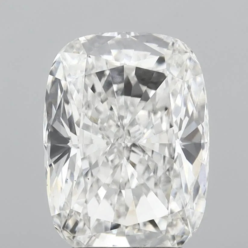 3.01ct Cushion modified Lab Grown Diamond (Colour E, Clarity VS1, IGI Certified)