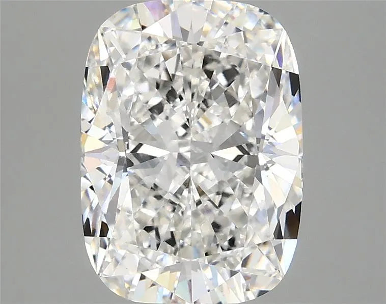 3.01ct Cushion modified Lab Grown Diamond (Colour E, Clarity VS1, IGI Certified)