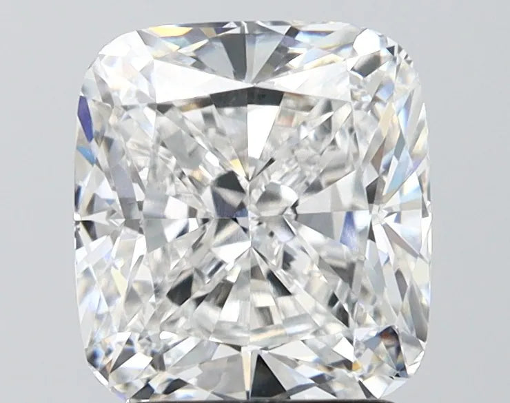 3.01ct Cushion modified Lab Grown Diamond (Colour E, Clarity VVS1, IGI Certified)