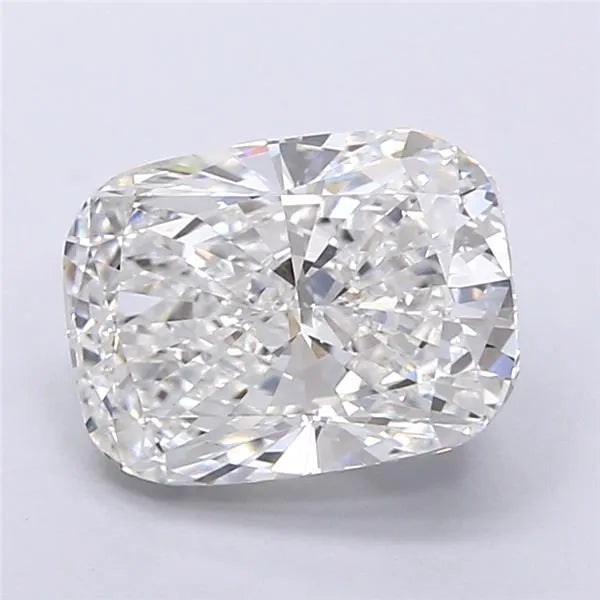 3.01ct Cushion modified Lab Grown Diamond (Colour F, Clarity VVS2, IGI Certified)