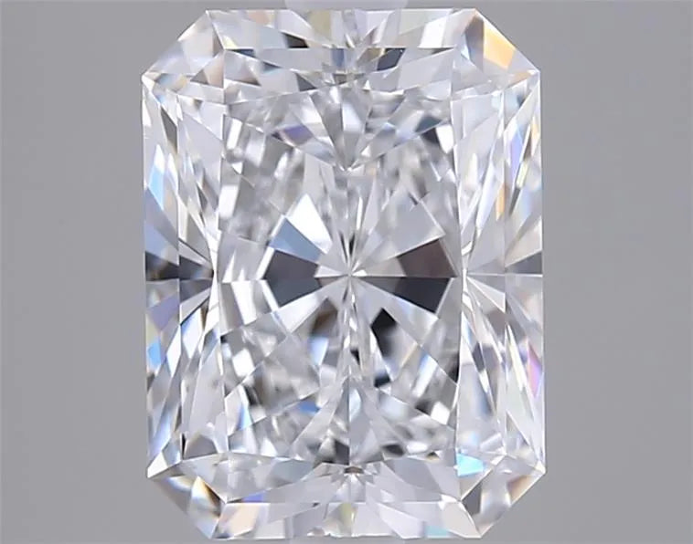 3.01ct Radiant Lab Grown Diamond (Colour D, Clarity VVS2, IGI Certified)