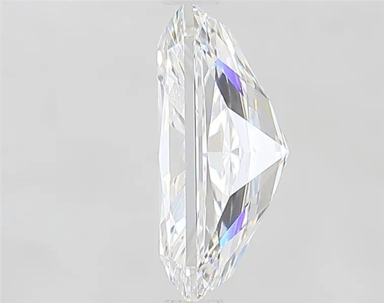 3.01ct Radiant Lab Grown Diamond (Colour F, Clarity VVS2, IGI Certified)