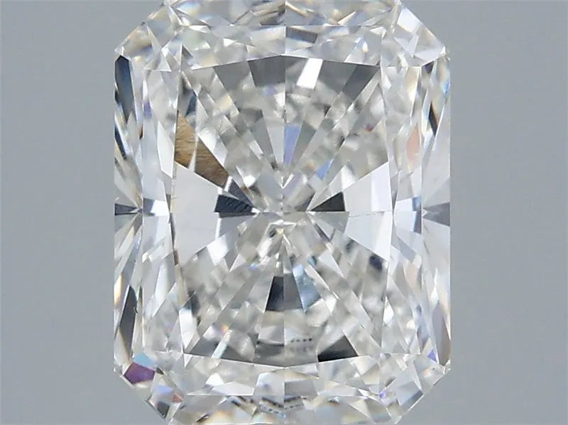 3.01ct Radiant Lab Grown Diamond (Colour G, Clarity VS2, IGI Certified)