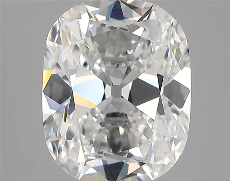 3.02ct Cushion modified Lab Grown Diamond (Colour D, Clarity VVS2, IGI Certified)