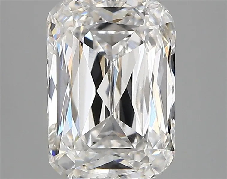 3.02ct Cushion modified Lab Grown Diamond (Colour E, Clarity VVS2, IGI Certified)