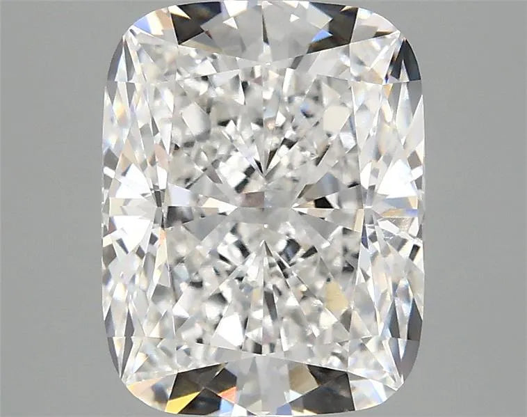 3.02ct Cushion modified Lab Grown Diamond (Colour E, Clarity VVS2, IGI Certified)