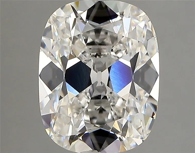 3.02ct Cushion modified Lab Grown Diamond (Colour F, Clarity VVS2, IGI Certified)