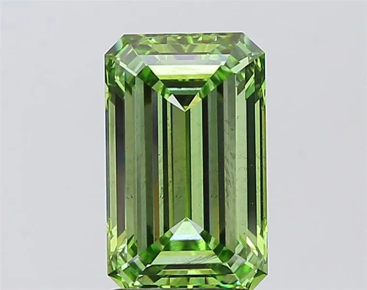 3.02ct Emerald Lab Grown Diamond (Colour Fancy Vivid Green, Clarity SI1, IGI Certified)