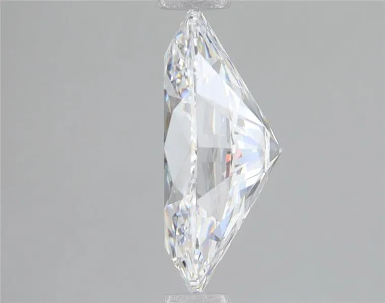 3.02ct Oval Lab Grown Diamond (Colour E, Clarity VVS2, IGI Certified)