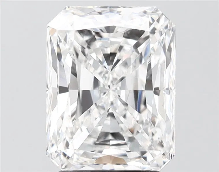 3.02ct Radiant Lab Grown Diamond (Colour E, Clarity VS2, IGI Certified)