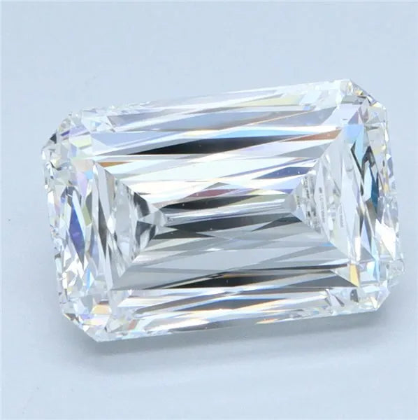 3.02ct Radiant Lab Grown Diamond (Colour F, Clarity VVS2, IGI Certified)