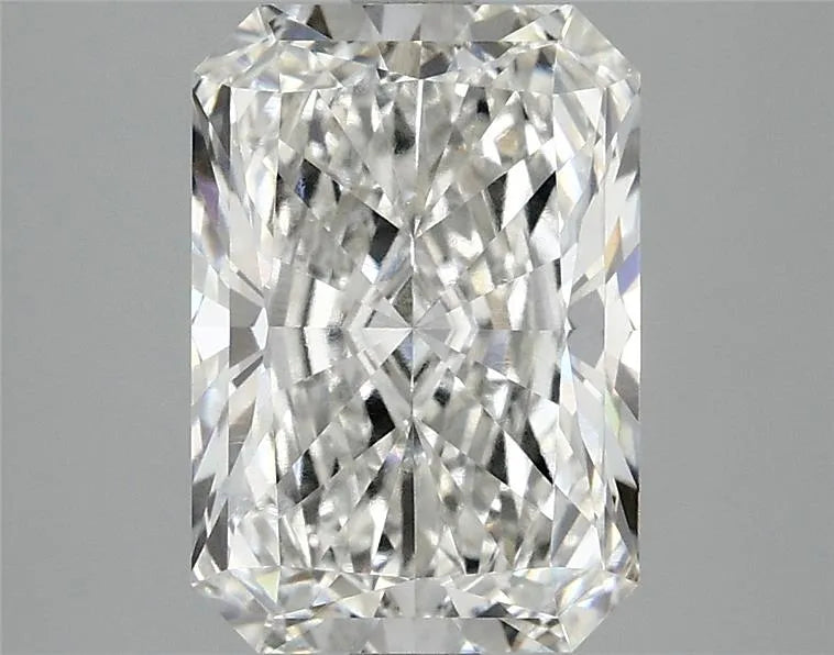 3.02ct Radiant Lab Grown Diamond (Colour F, Clarity VVS2, IGI Certified)