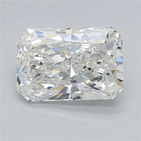 3.02ct Radiant Lab Grown Diamond (Colour F, Clarity VVS2, IGI Certified)