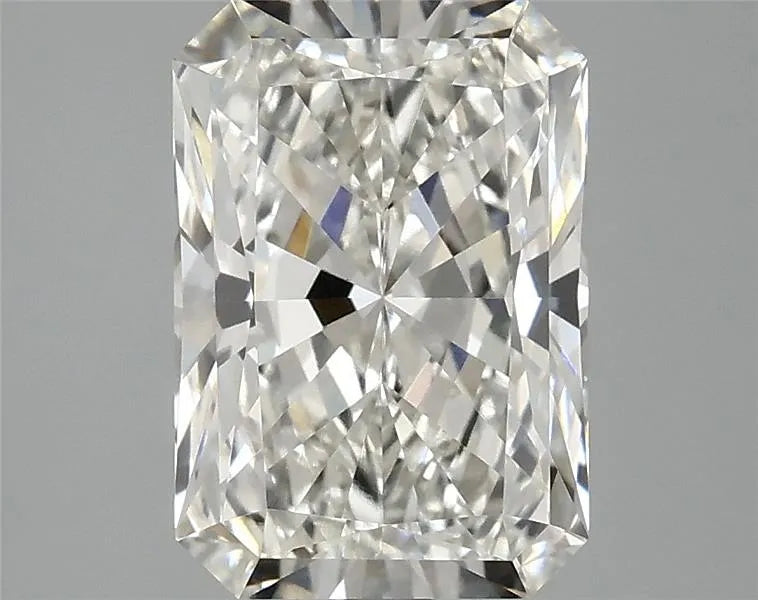 3.02ct Radiant Lab Grown Diamond (Colour G, Clarity VS1, IGI Certified)