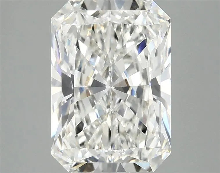 3.02ct Radiant Lab Grown Diamond (Colour G, Clarity VVS2, IGI Certified)
