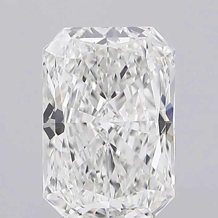 3.02ct Radiant Lab Grown Diamond (Colour G, Clarity VVS2, IGI Certified)