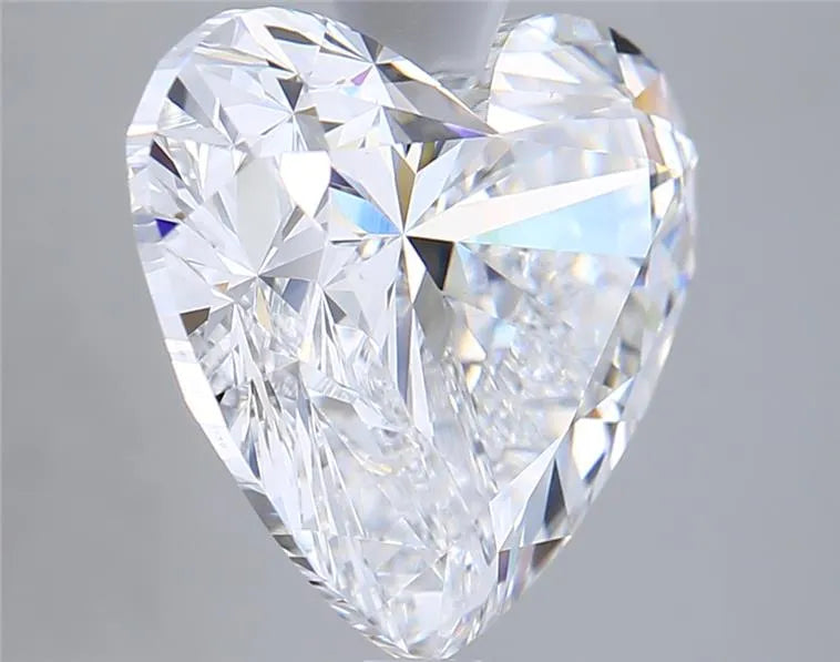 3.03ct Heart Lab Grown Diamond (Colour E, Clarity VVS2, IGI Certified)