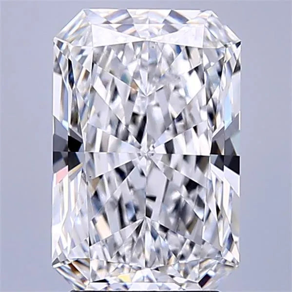 3.03ct Radiant Lab Grown Diamond (Colour D, Clarity VVS2, IGI Certified)