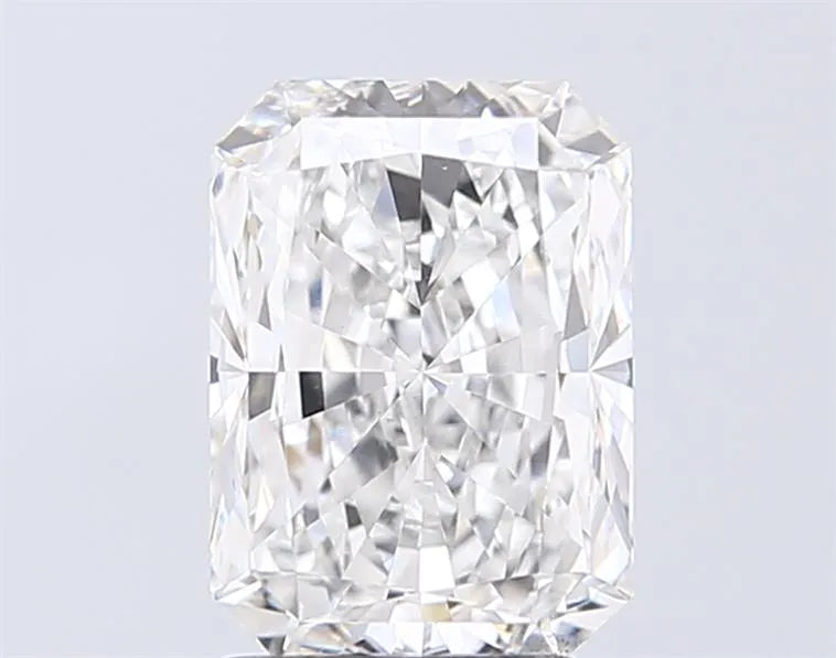 3.03ct Radiant Lab Grown Diamond (Colour E, Clarity VS1, IGI Certified)