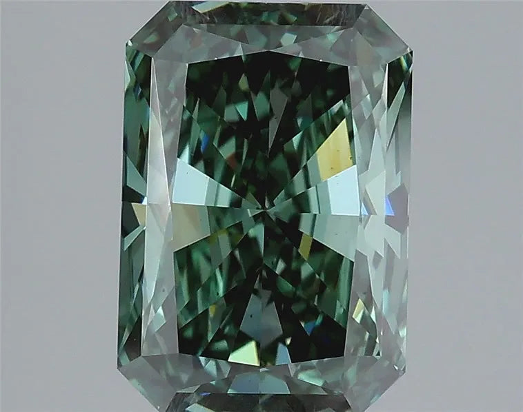 3.03ct Radiant Lab Grown Diamond (Colour Fancy Vivid Green, Clarity VS2, IGI Certified)