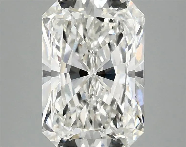 3.03ct Radiant Lab Grown Diamond (Colour G, Clarity VVS2, IGI Certified)