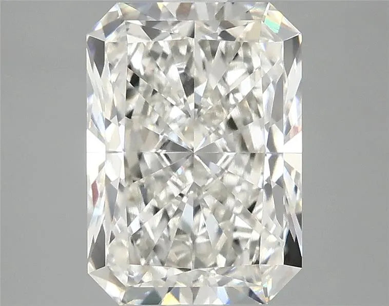 3.03ct Radiant Lab Grown Diamond (Colour G, Clarity VVS2, IGI Certified)