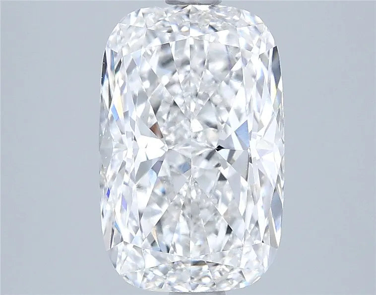 3.04ct Cushion modified Lab Grown Diamond (Colour D, Clarity VVS2, IGI Certified)