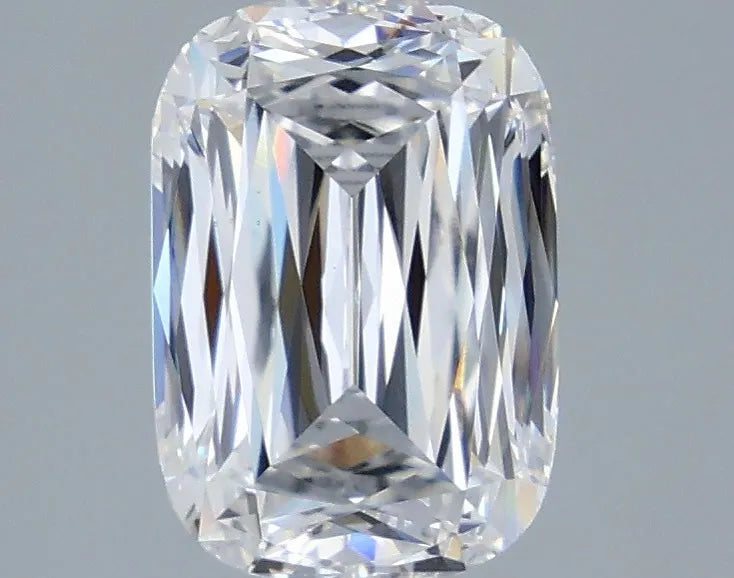 3.04ct Cushion modified Lab Grown Diamond (Colour E, Clarity VS1, IGI Certified)
