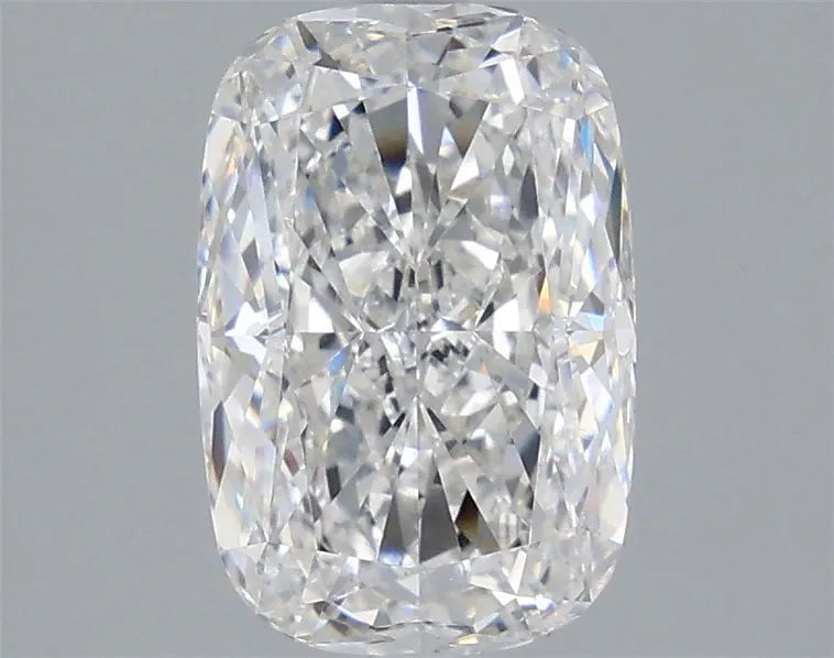 3.04ct Cushion modified Lab Grown Diamond (Colour E, Clarity VS1, IGI Certified)
