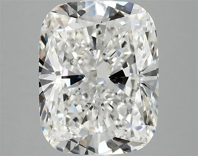 3.04ct Cushion modified Lab Grown Diamond (Colour E, Clarity VVS2, IGI Certified)