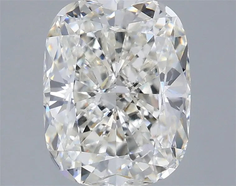 3.04ct Cushion modified Lab Grown Diamond (Colour G, Clarity VS1, IGI Certified)