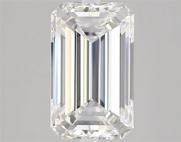 3.04ct Emerald Lab Grown Diamond (Colour E, Clarity VVS1, IGI Certified)