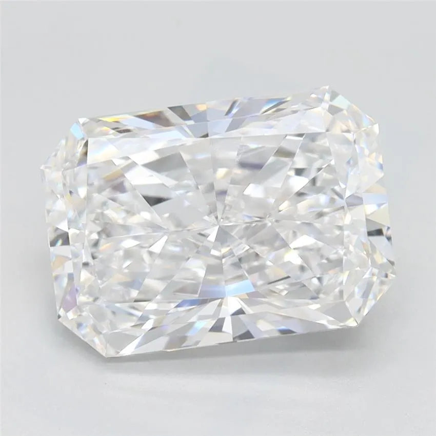 3.04ct Radiant Lab Grown Diamond (Colour D, Clarity IF, IGI Certified)