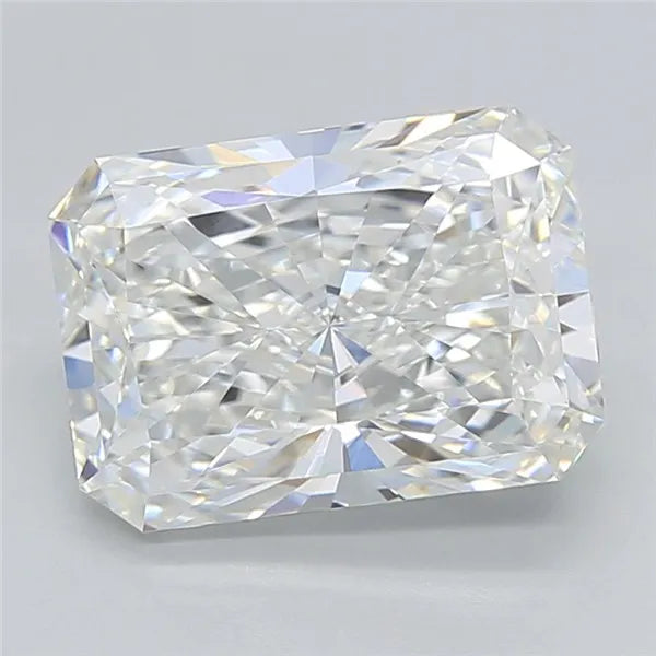3.04ct Radiant Lab Grown Diamond (Colour F, Clarity VVS2, IGI Certified)