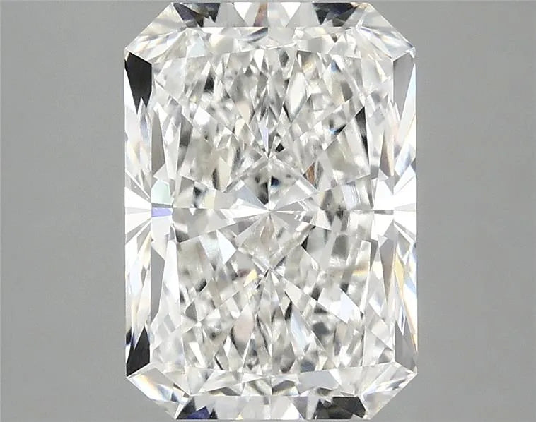 3.04ct Radiant Lab Grown Diamond (Colour G, Clarity VS1, IGI Certified)