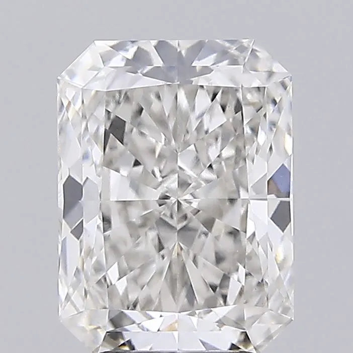 3.04ct Radiant Lab Grown Diamond (Colour G, Clarity VS1, IGI Certified)