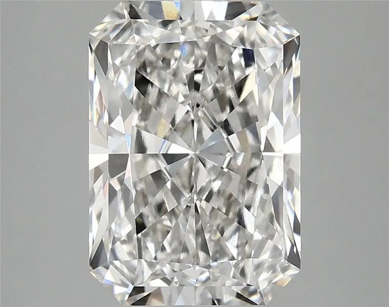 3.04ct Radiant Lab Grown Diamond (Colour G, Clarity VS1, IGI Certified)