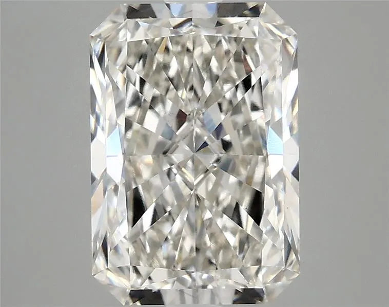 3.04ct Radiant Lab Grown Diamond (Colour G, Clarity VS1, IGI Certified)